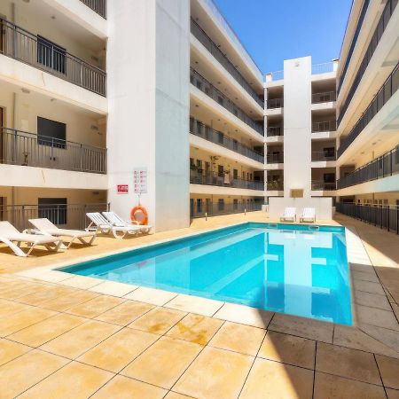 Center Location, Ac, Swimming Pool, And Parking Apartment โอลเญา ภายนอก รูปภาพ