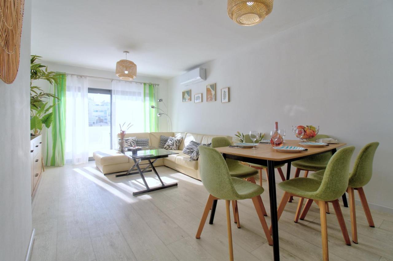 Center Location, Ac, Swimming Pool, And Parking Apartment โอลเญา ภายนอก รูปภาพ